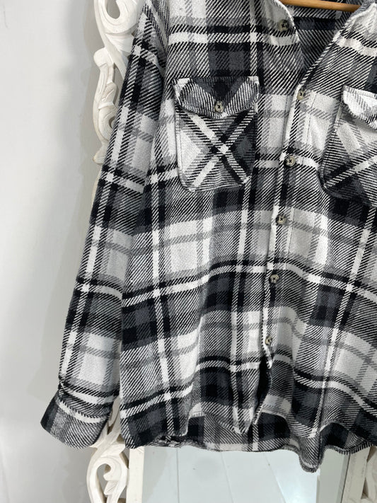 Super Thick Shacket-Chest 46