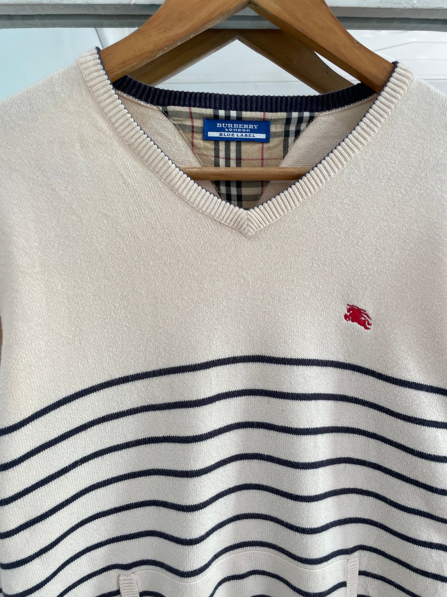 Burberry Vintage Top-Bust 38 to 40