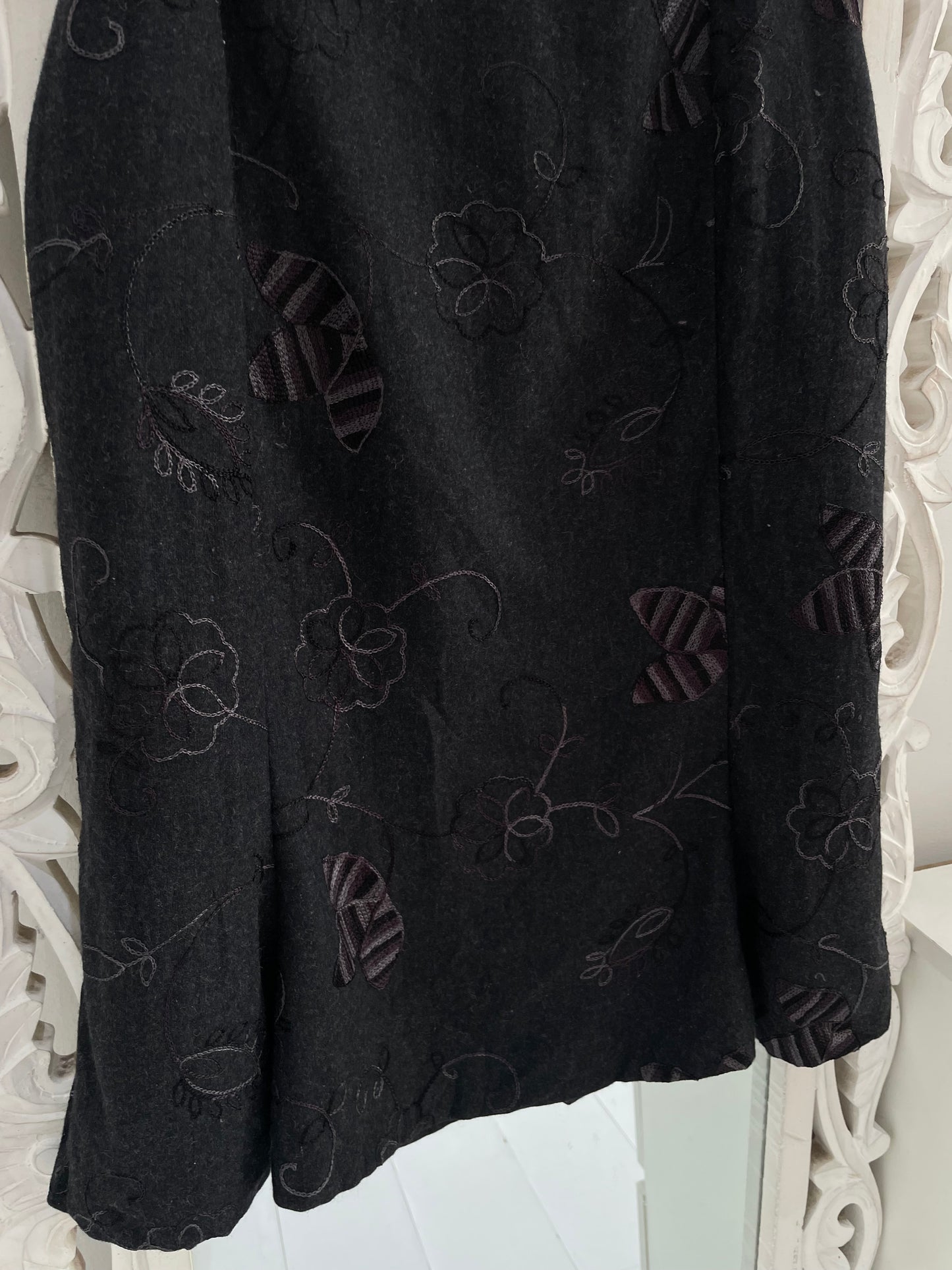 Embroidered Wool Vintage Skirt-Waist 32