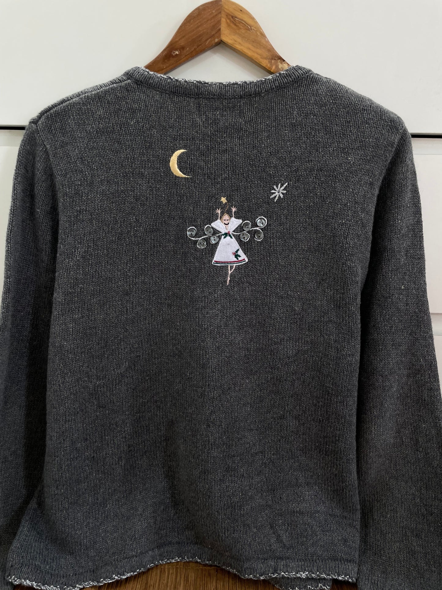 Breckenridge Embroidered Vintage Sweater-Bust 42