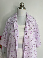 Load image into Gallery viewer, LILAC FLORAL SHIRT - BUST 48
