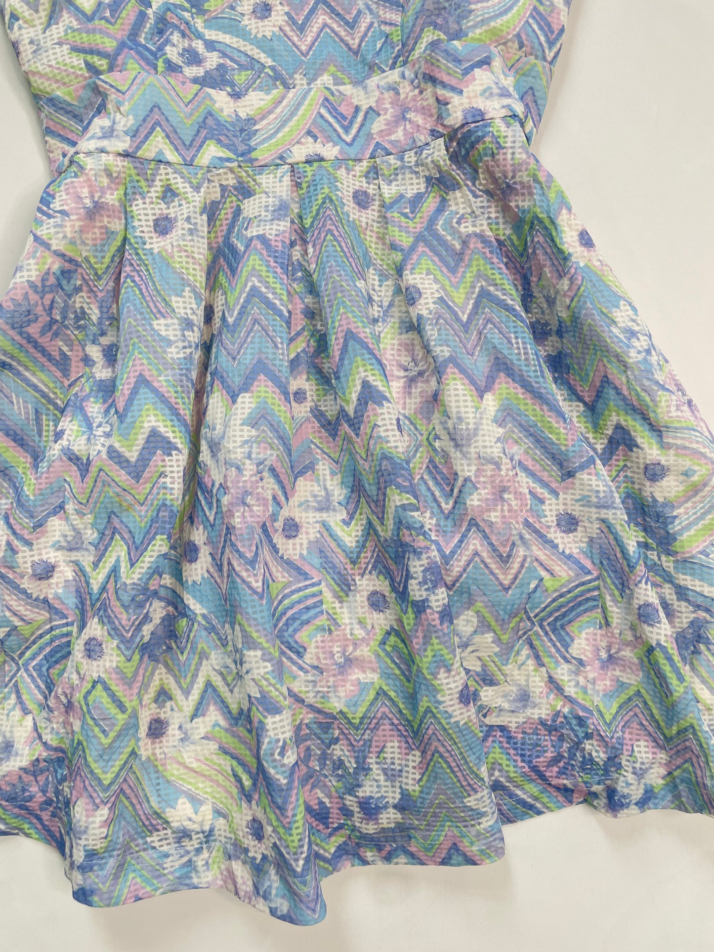 Dress-Bust 32