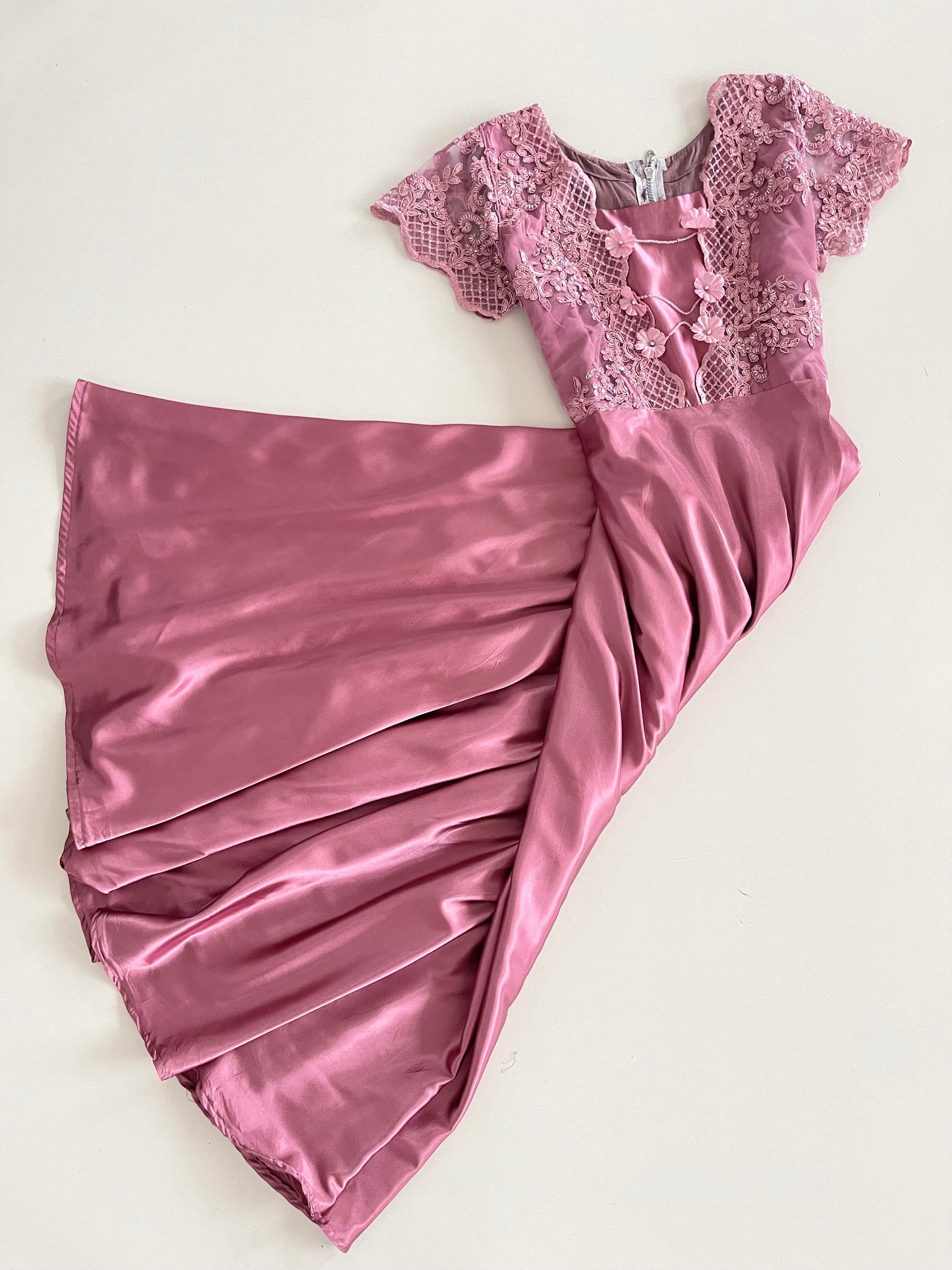 Vintage Embroidered Dress-Bust 40