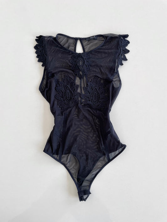 Iris Sheer Top-Bust 32 to 34