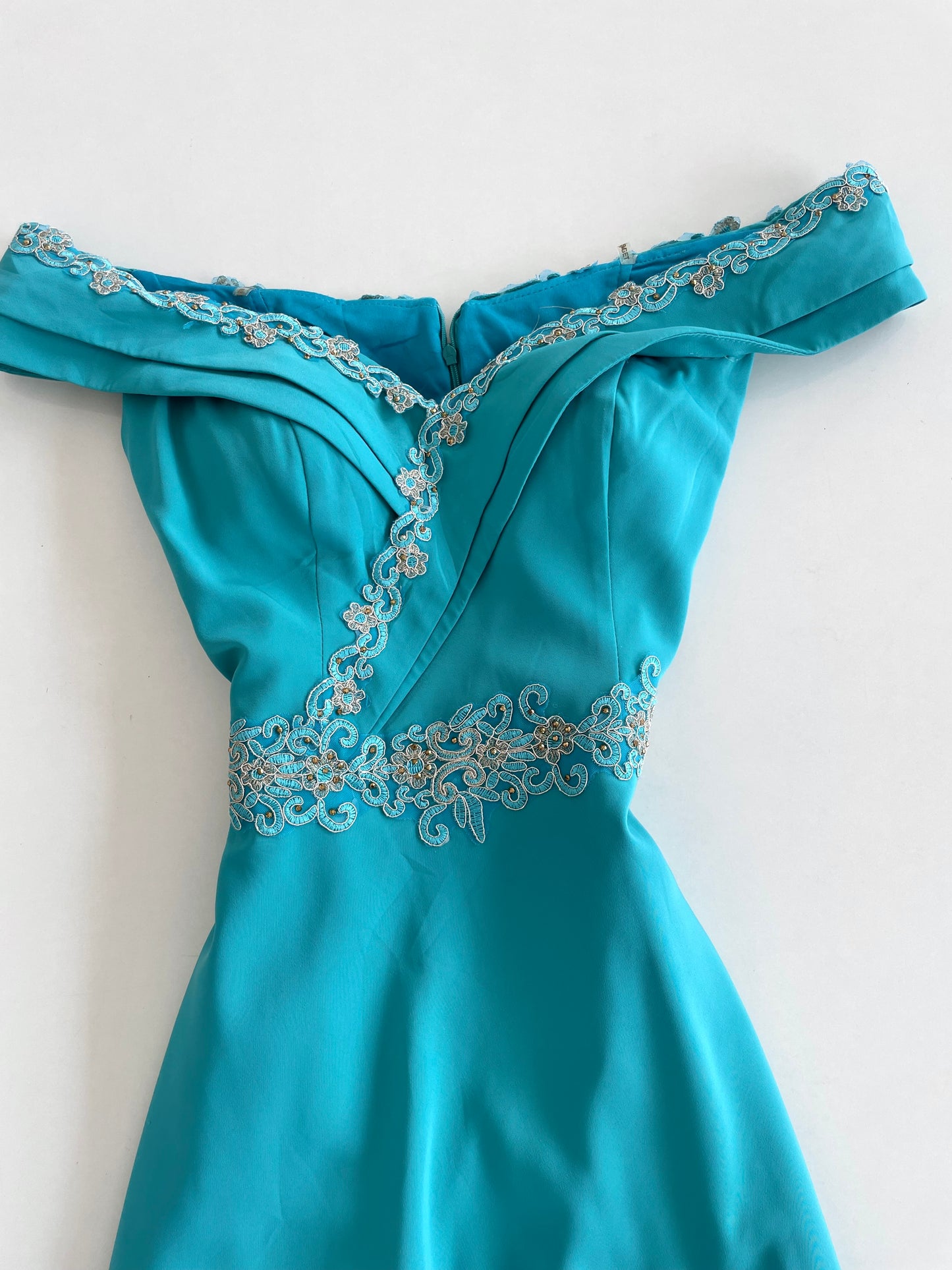 Embroidered Vintage Dress-Bust 38