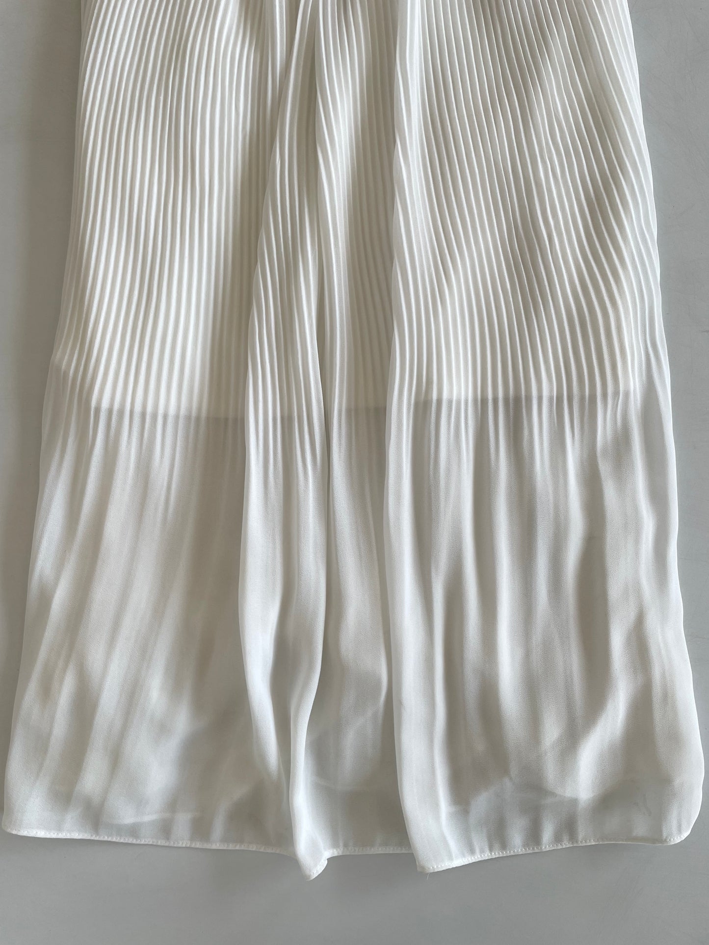 White Pleated Prairie Skirt-Waist 26 to 32