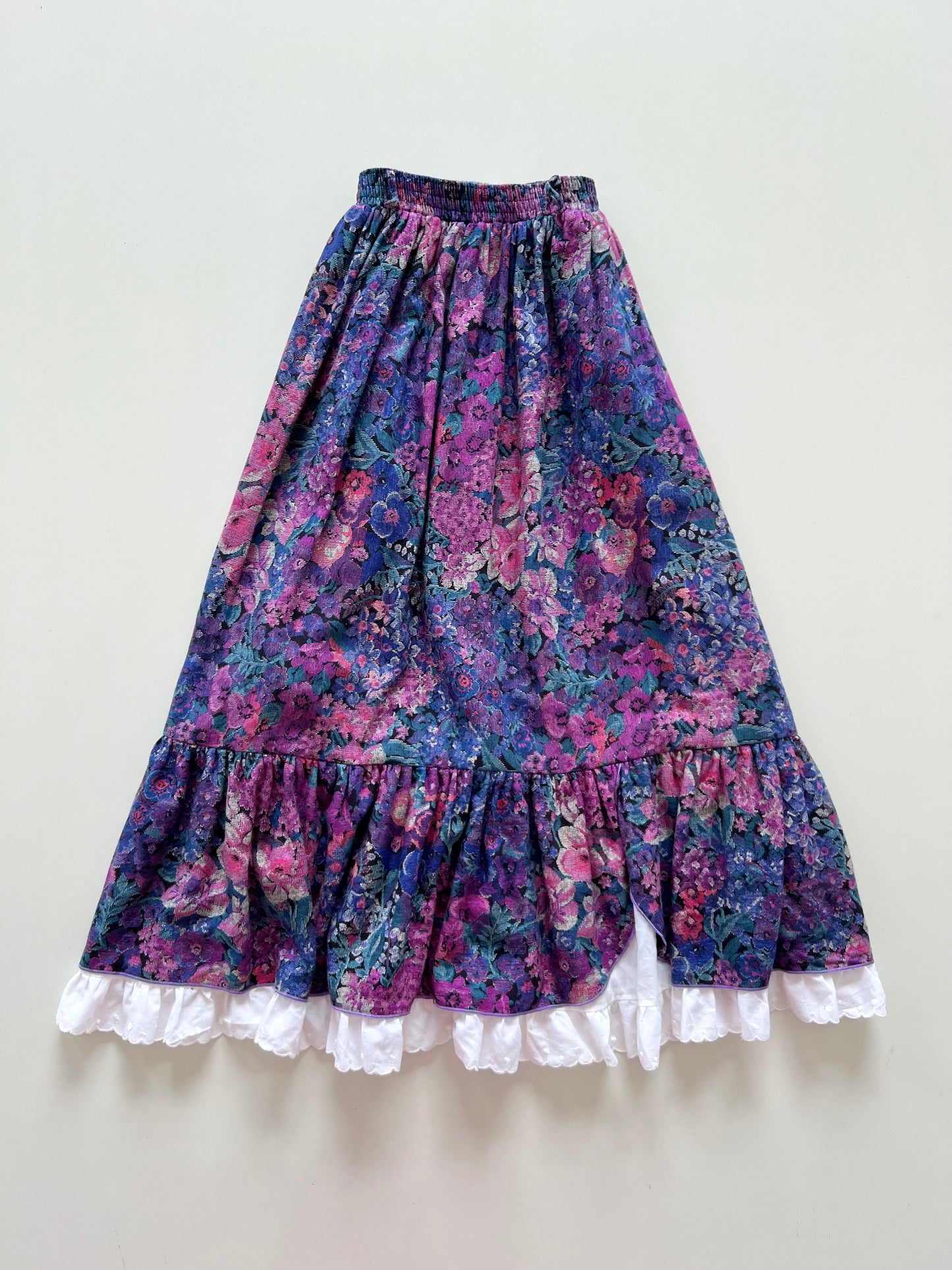 Vintage Skirt-Waist 28 to 34