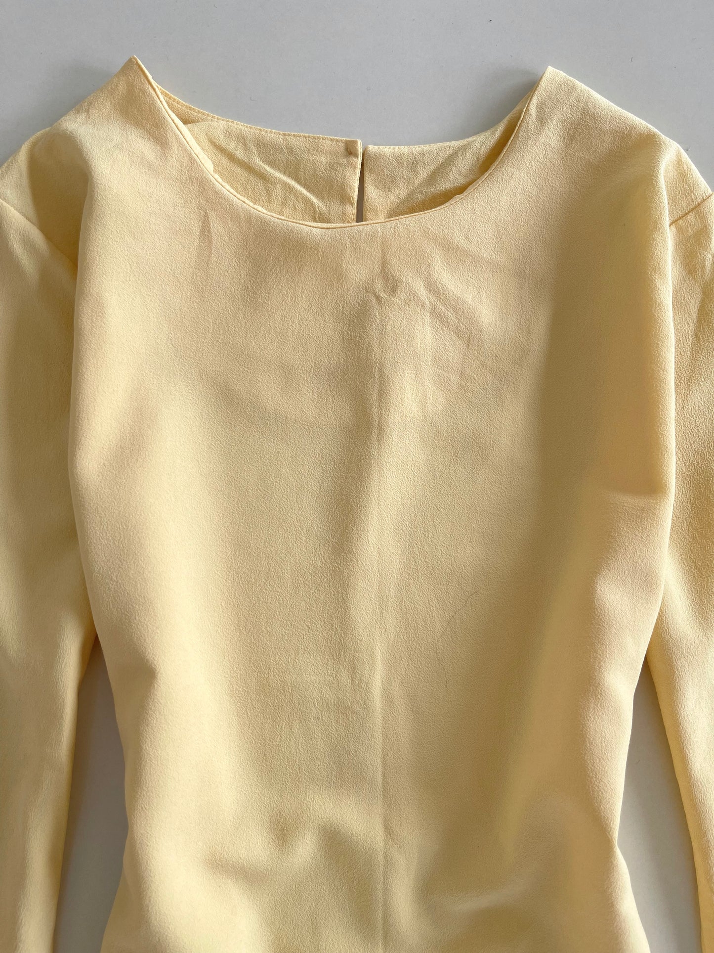 Butter Yellow Dramatic Sleeve Top-Bust 36