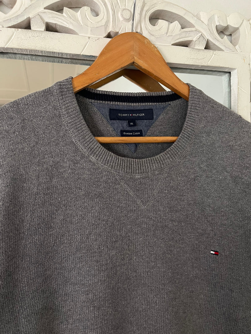 Vintage Tommy Hilfiger Sweater-Chest 46