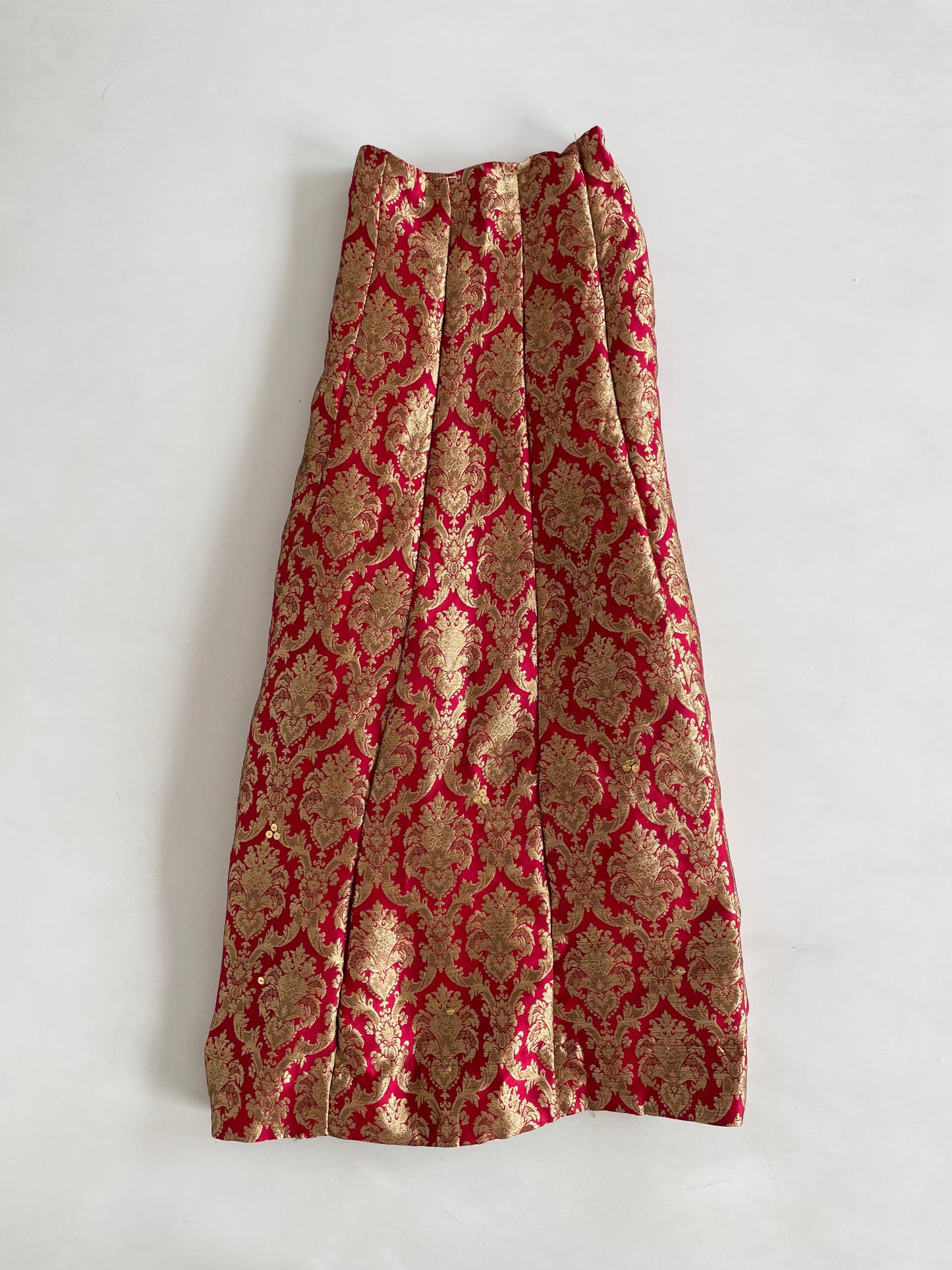 Jacquard Skirt - Waist 22 to 26