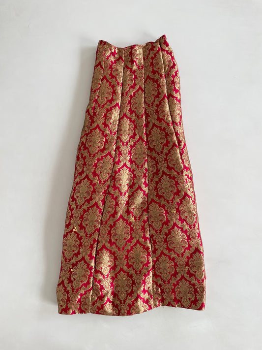 Jacquard Skirt - Waist 22 to 26