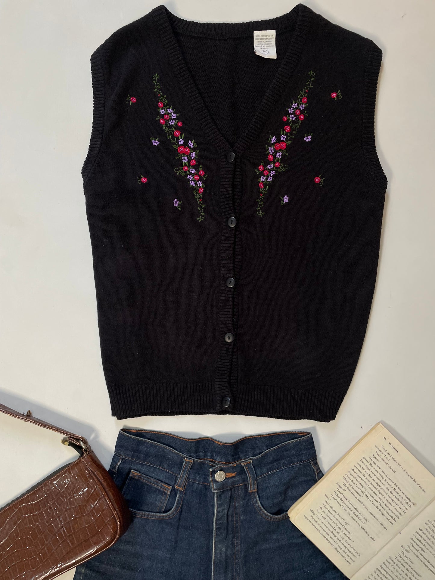 Embroidered Sweater Vest-Bust 42