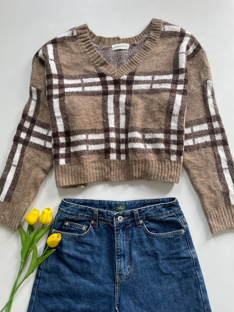 Studio White Chunky Baggy Sweater-Bust 42