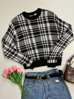 Load image into Gallery viewer, H&amp;m Plaid Soft Sweater-Bust 32 to 36
