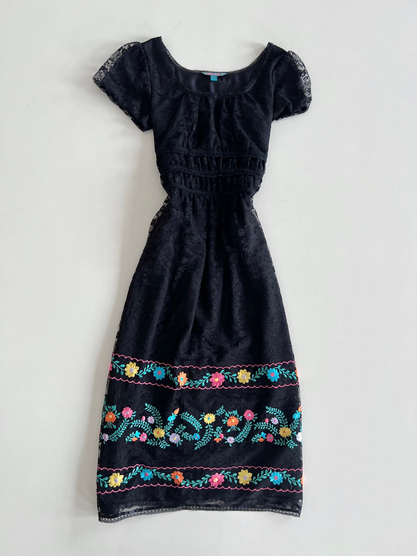 Ashley Tsui Embroidered Lace Vintage Dress-Bust 34