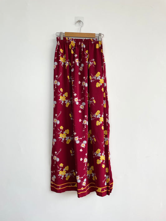 Maroon Skirt-Waist 26 to 30