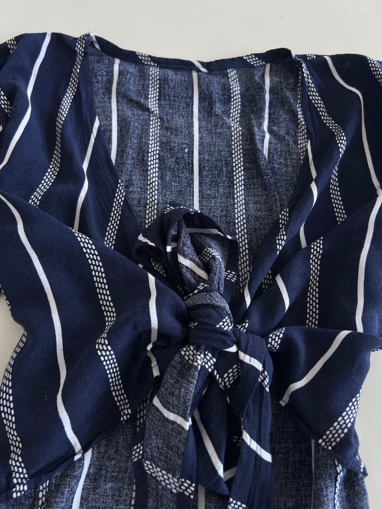 Front Knot Top-Bust 38