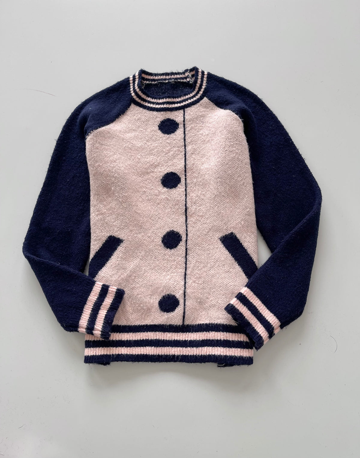 Pinterest Sweater-Bust 42
