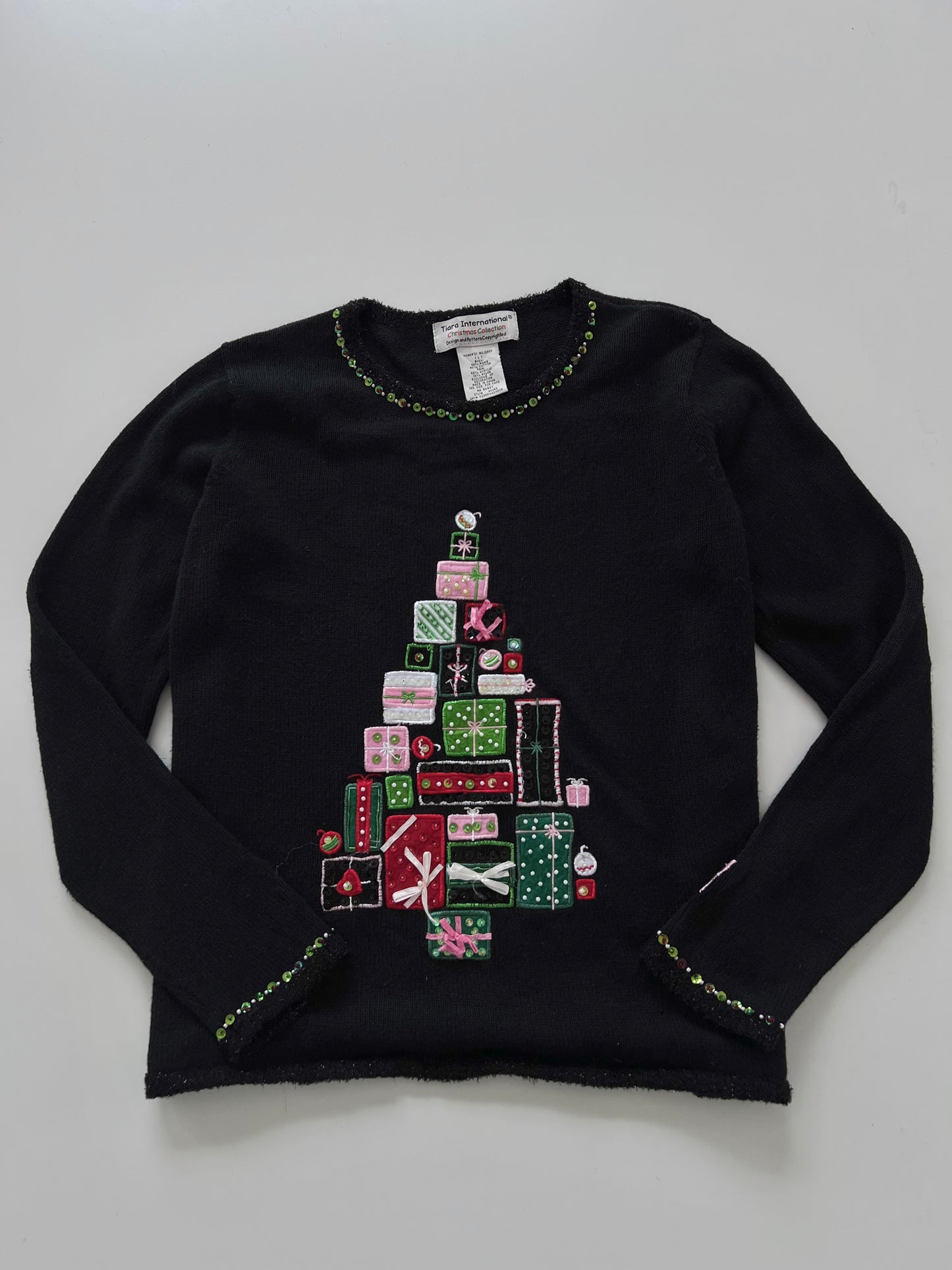 Tiara International Christmas Sweater-Bust 42