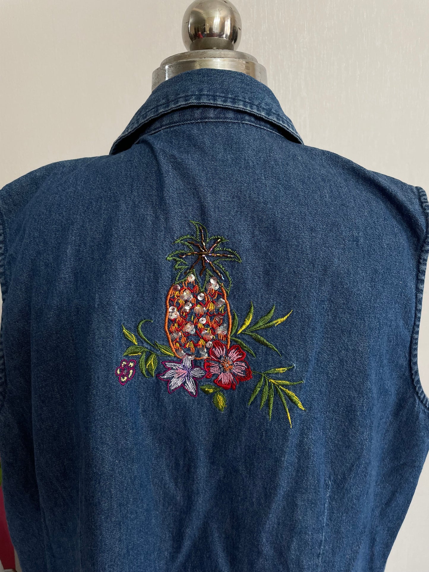 EMBROIDERED DENIM SHIRT - BUST 42