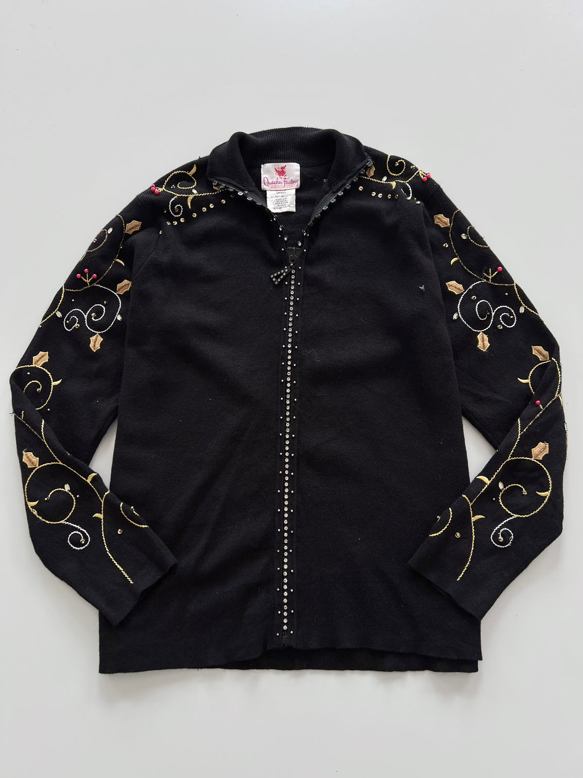 Quacker Factory Embroidered Zipper-Bust 44