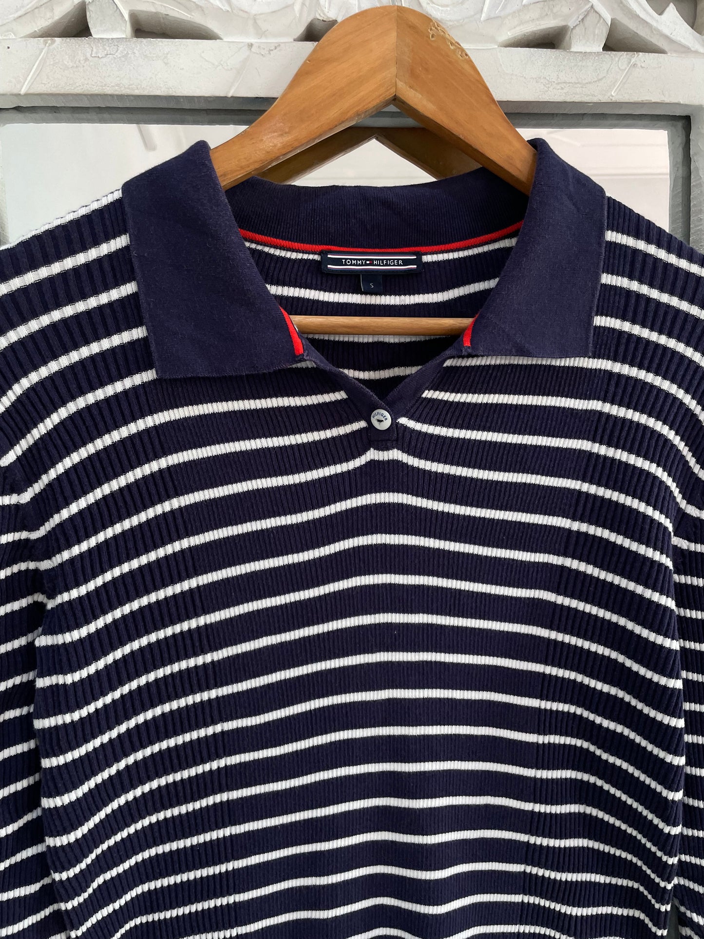 Tommy Hilfiger Vintage Top-Bust 40 to 44