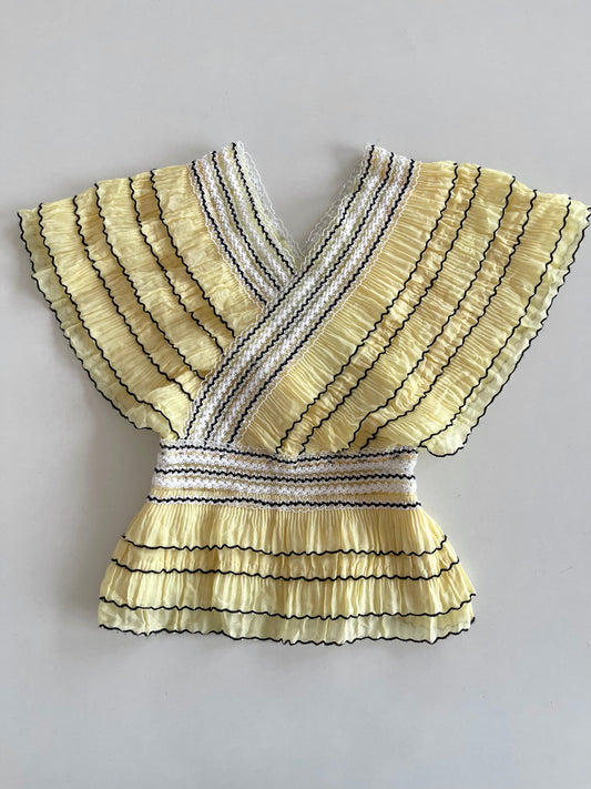 Vintage Ruffle Top-Bust 32 to 34