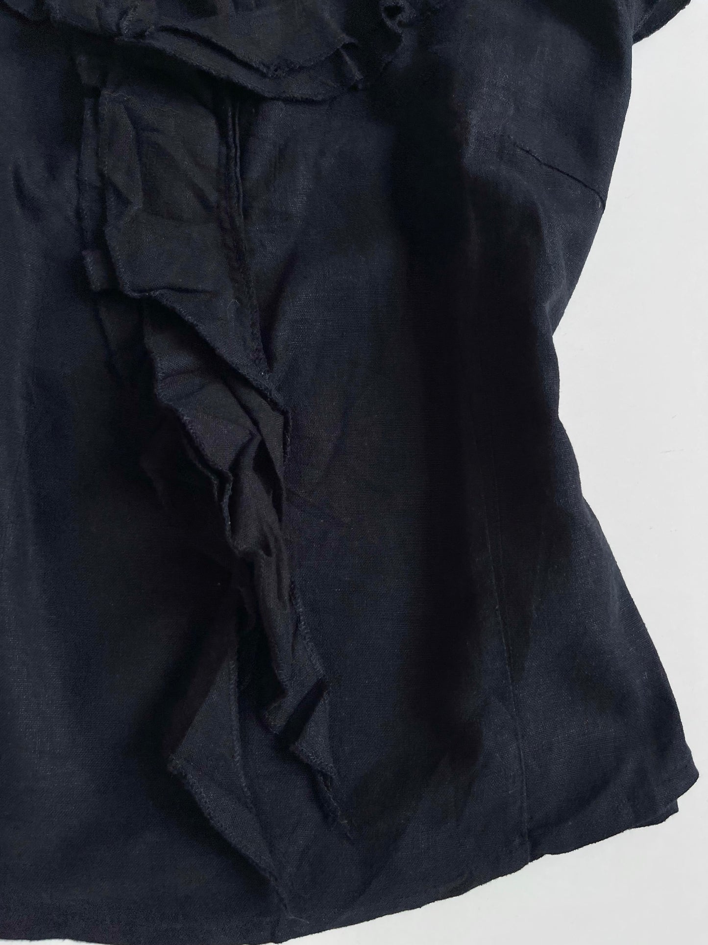 Dames Once Ruffle Black Top-Bust 40