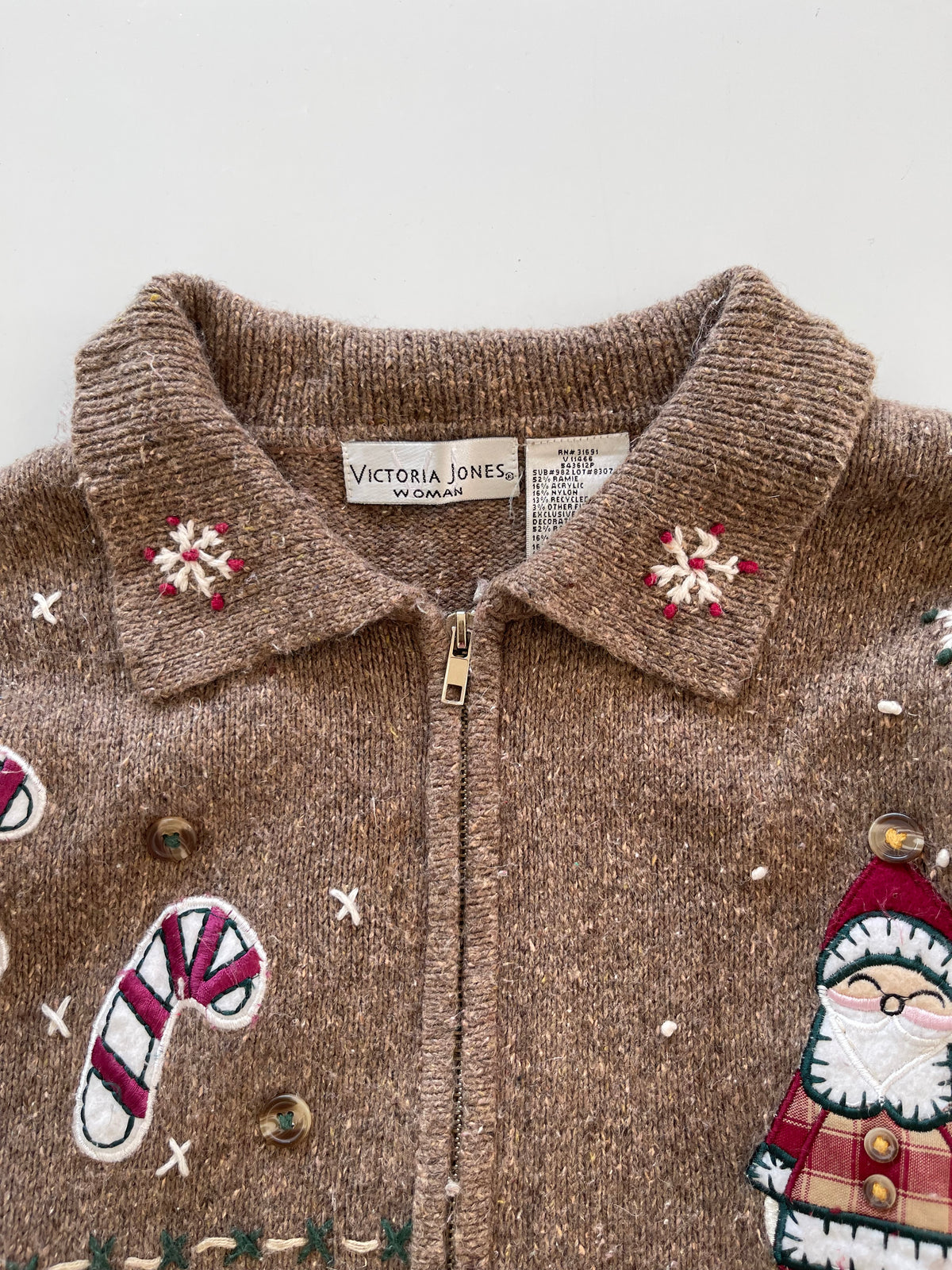 Victoria Jones Christmas Embroidered Zipper Sweater-Bust 38