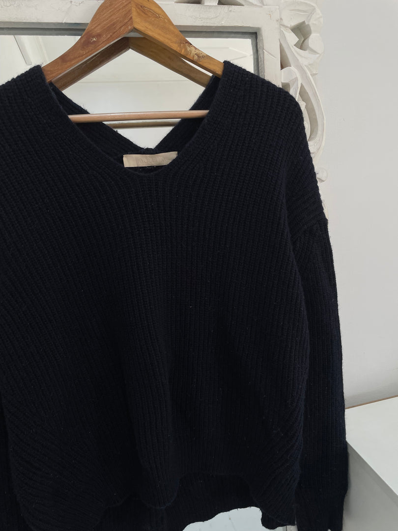 Chunky Sweater-Bust 50