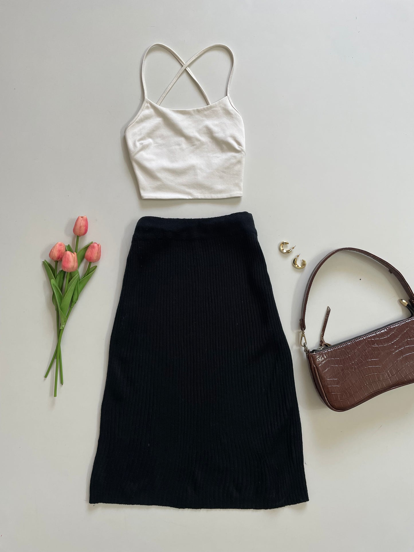 BLACK RIBBED SKIRT - WAIST 28 to 30