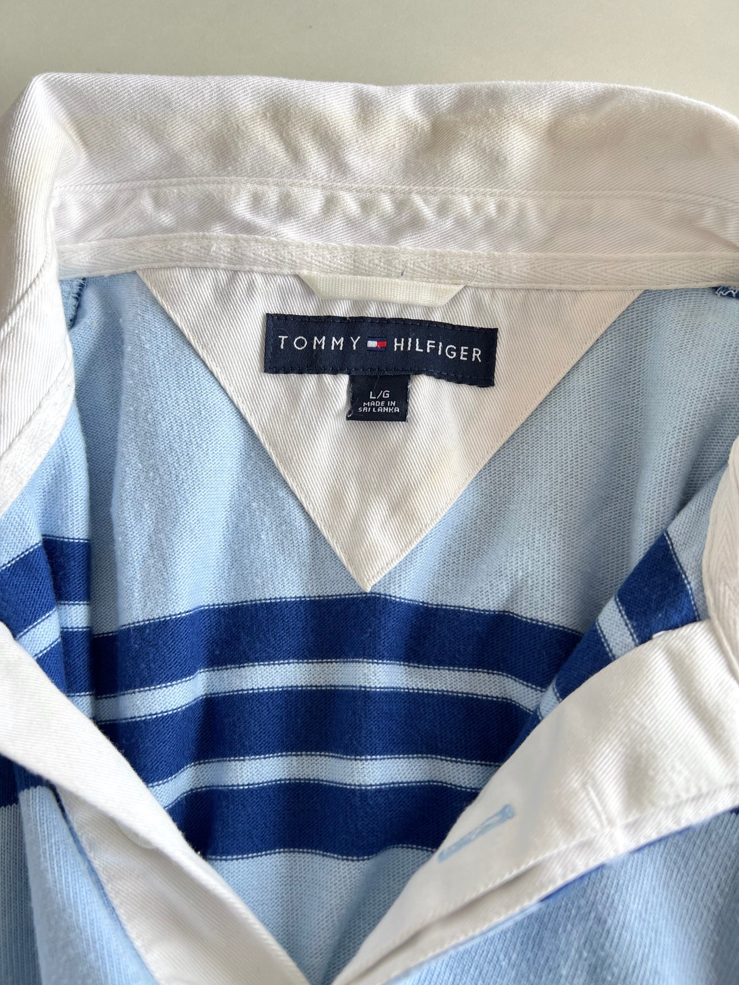 Tommy Hilfiger 100%Cotton Vintage Tshirt-Bust 46