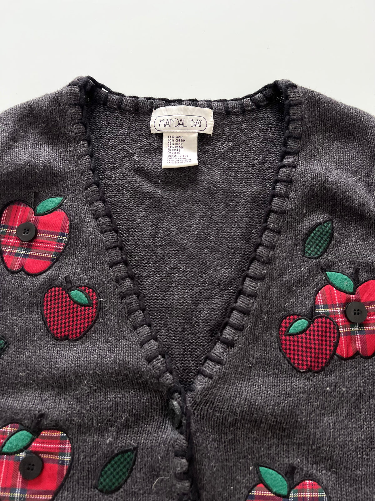 Mandal Bay Embroidered Vest Sweater-Bust 48