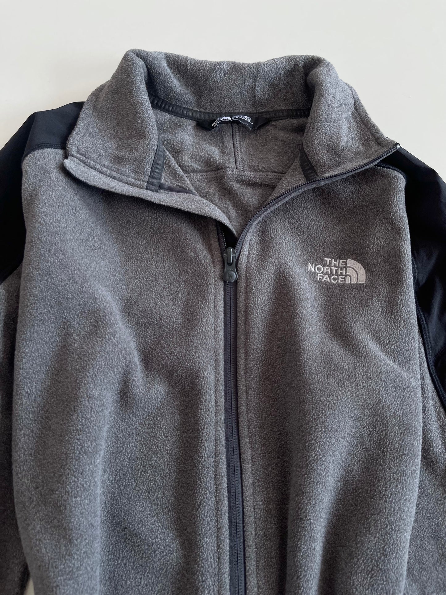 The North Face Vintage Zipper-Bust 40