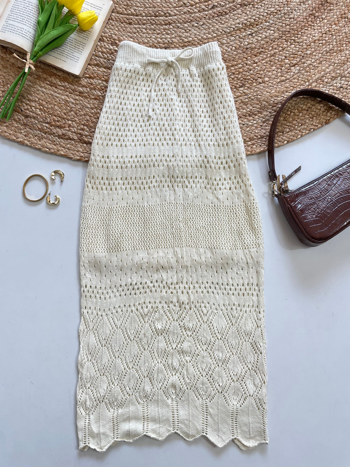 Off White Crochet Knit Long Skirt - Waist 24 to 28