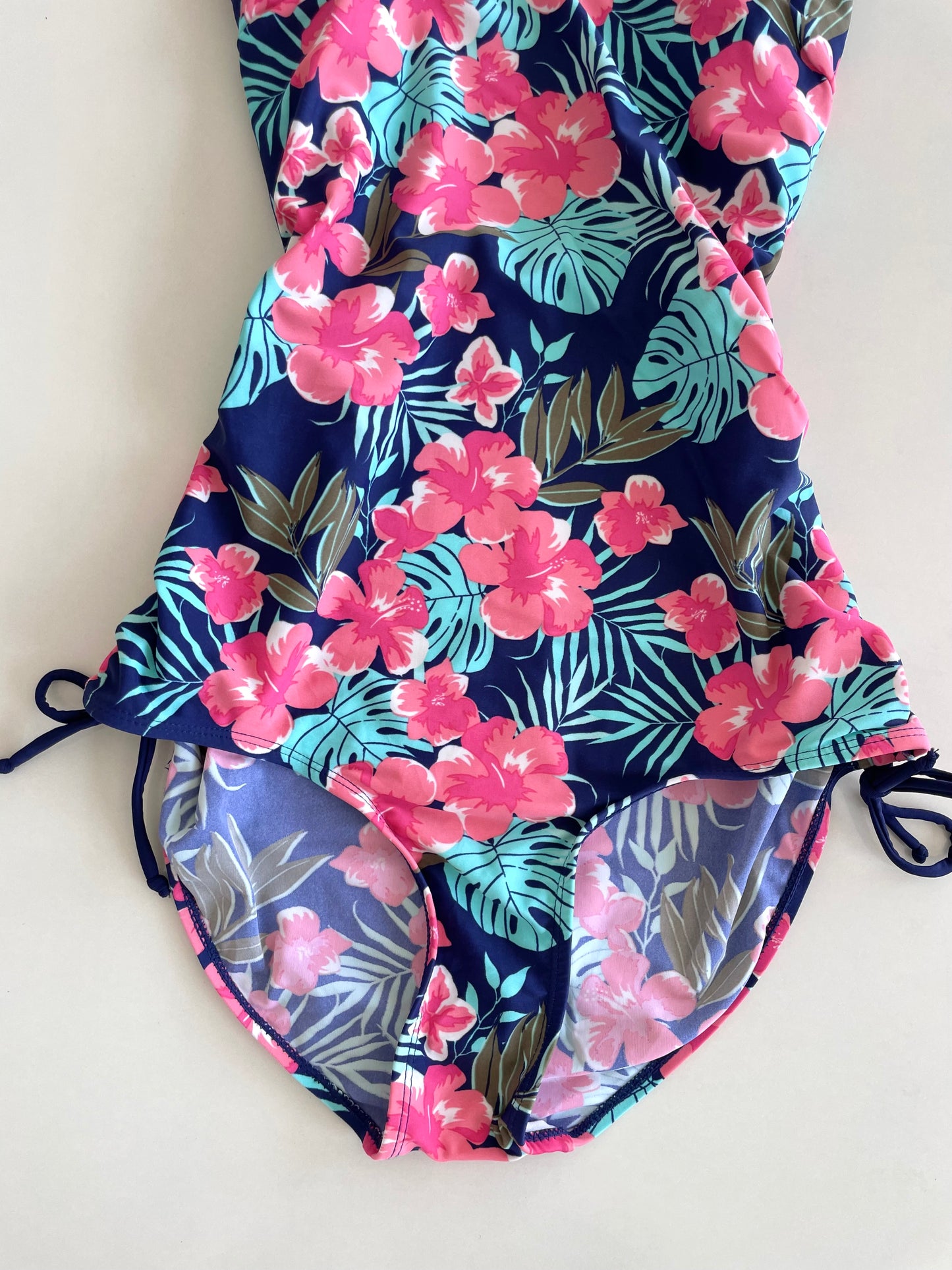 Monokini-Bust 38 to 40