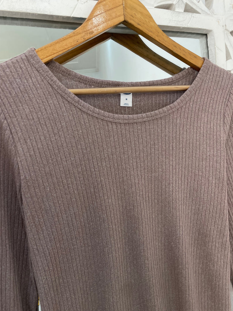 Old Navy Pre Winter Top-Bust 38 to 42