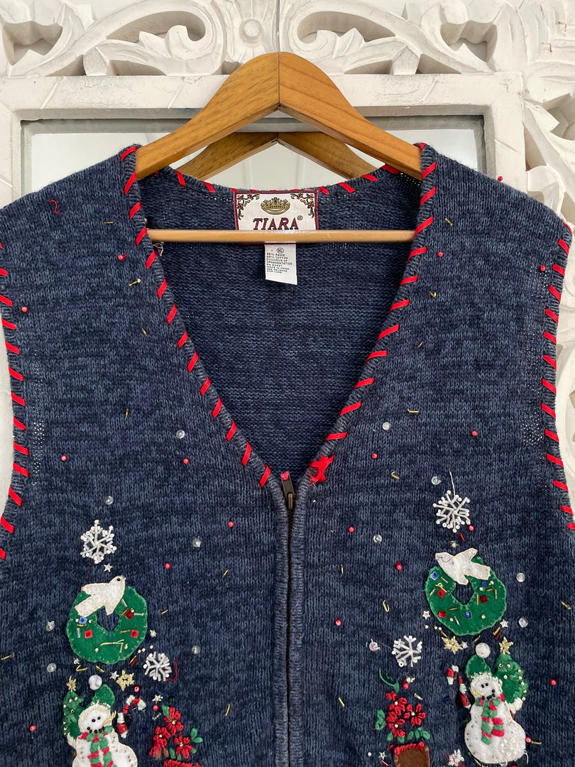 Tiara Christmas Sweater Vest-Bust 42
