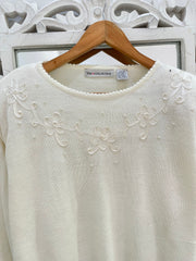 Embroidered Sweater-Bust 46
