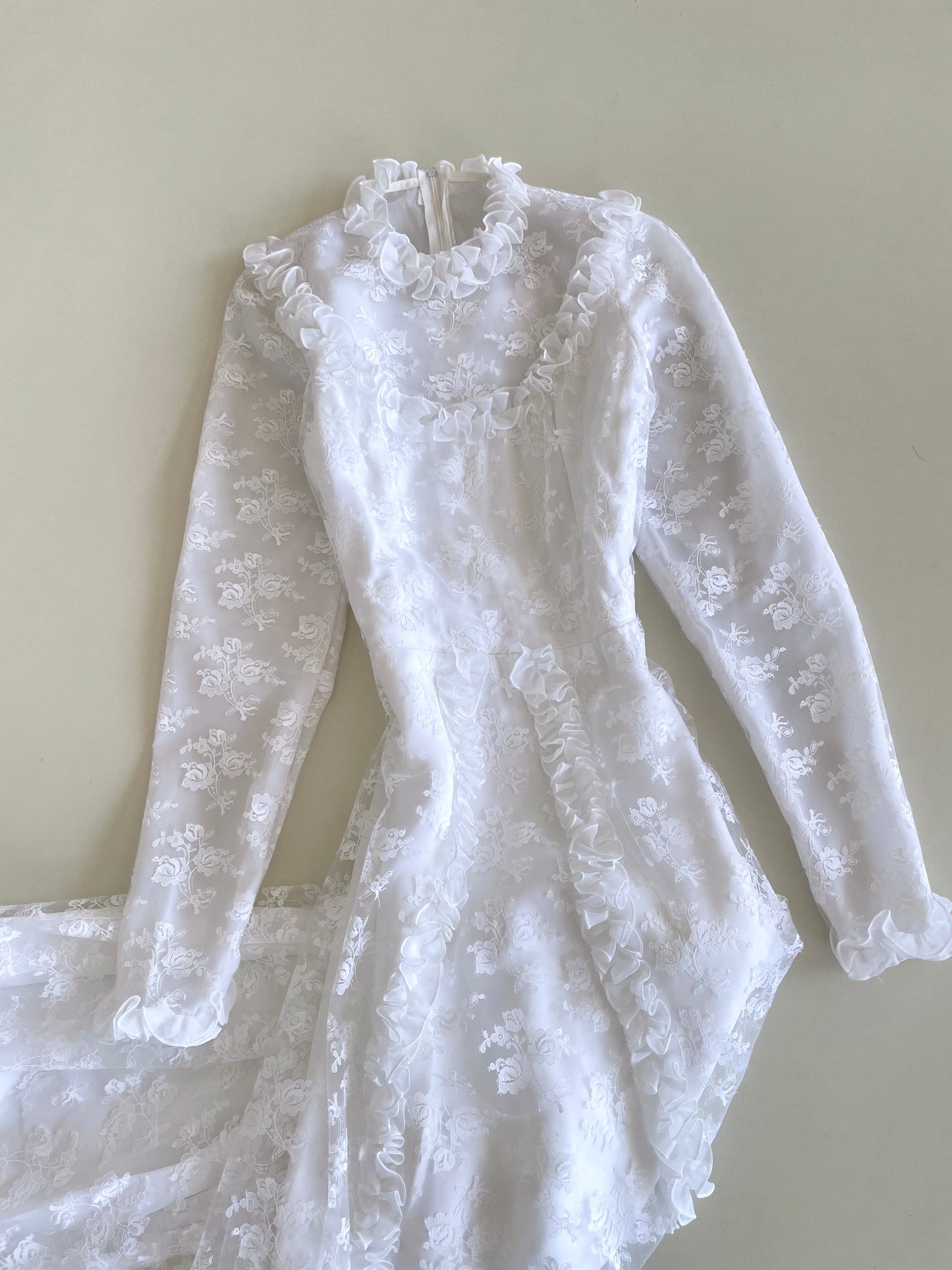 Lacy Dress-Bust 32