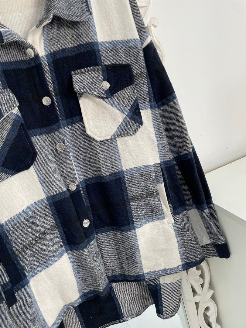 Super Thick Shacket-Chest 56