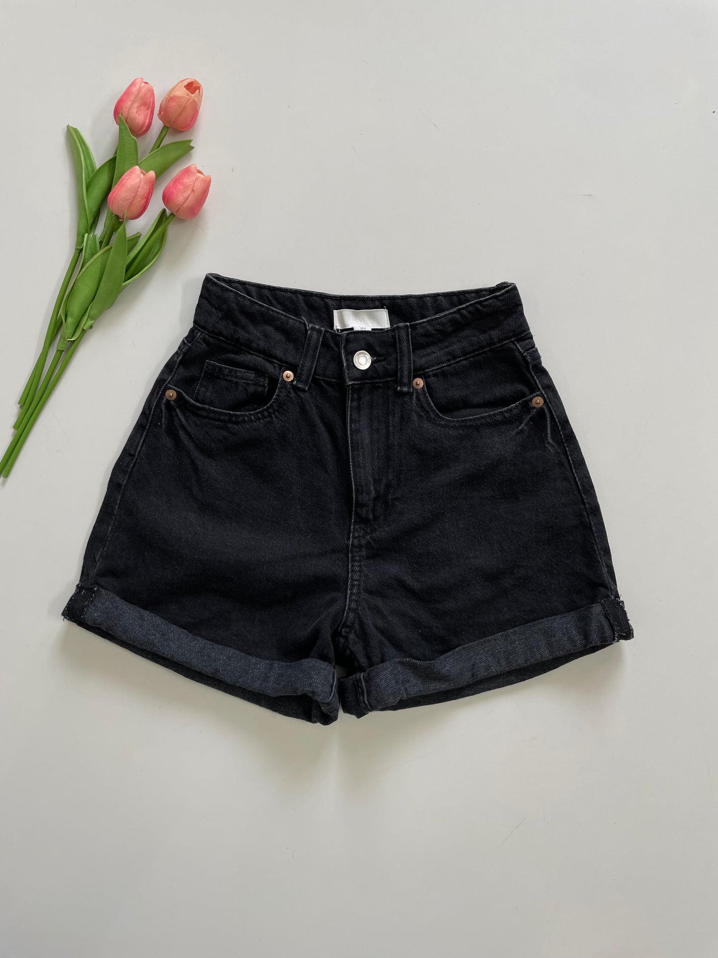 HM DENIM SHORTS - WAIST 22