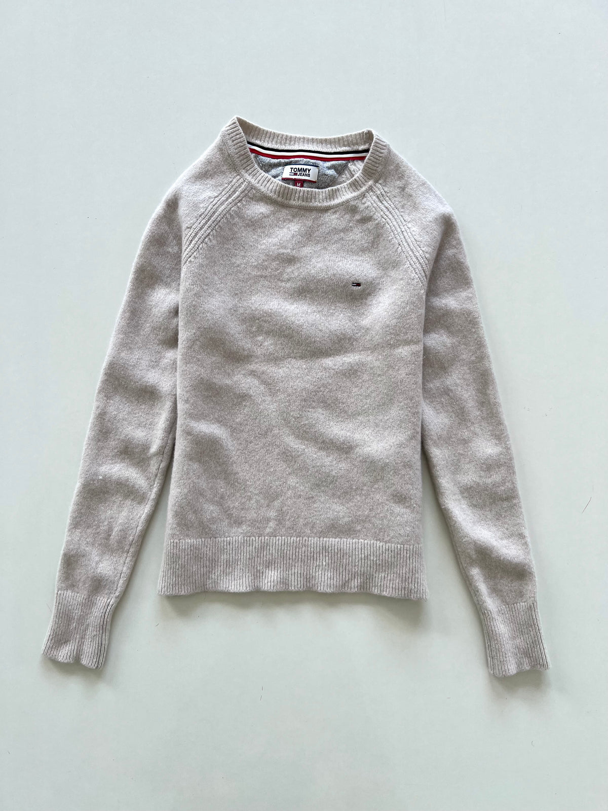 Tommy Hilfiger 100% Wool Vintage Sweater-Bust 32