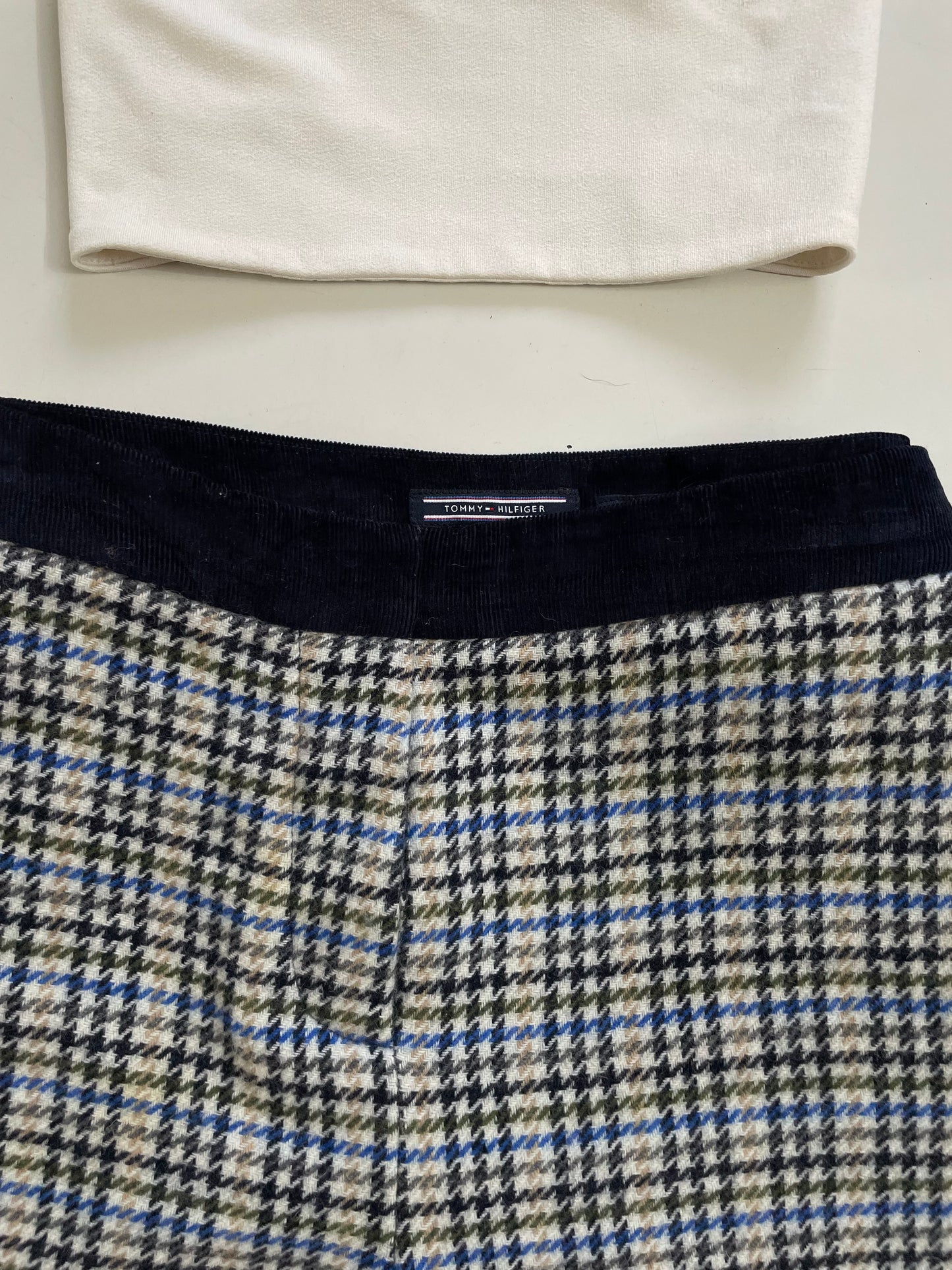 Tommy Hilfiger Winter Shorts - waist 32