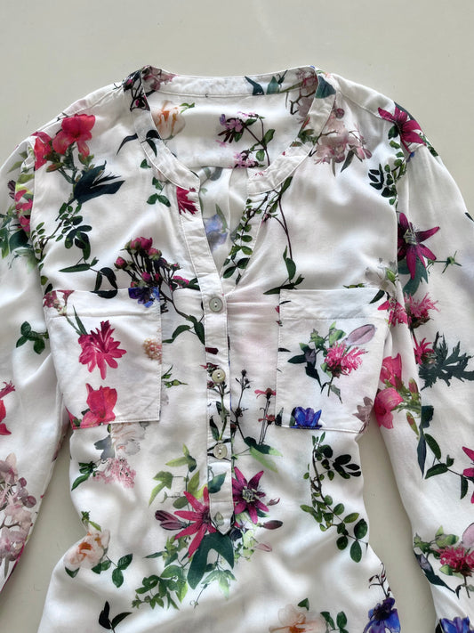 Floral Vintage Top-Bust 44