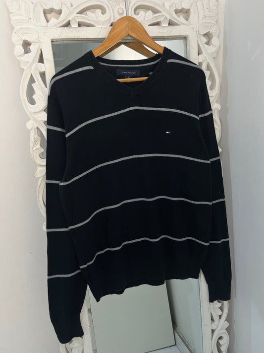 Vintage Tommy Hilfiger Sweater-Chest 42