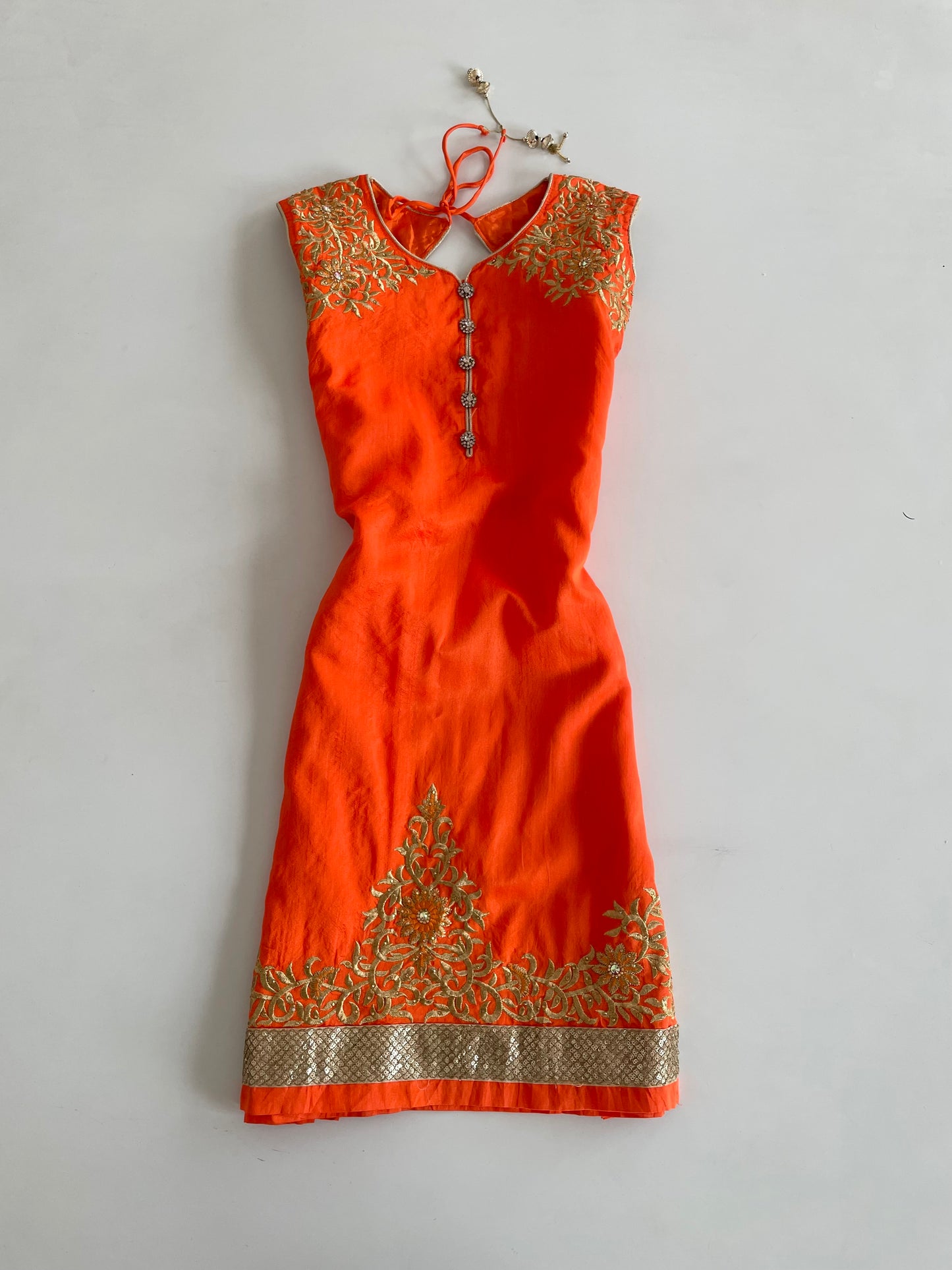 Embroidered Kurta-Bust 34