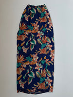 Load image into Gallery viewer, Vintage Long Skirt-Waist 24 to 26