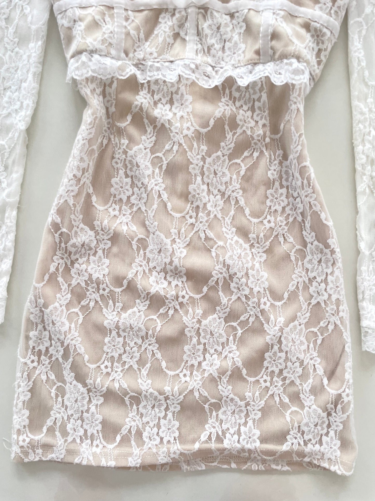 Mei Ying Lace Vintage Dress-Bust 32 to 34