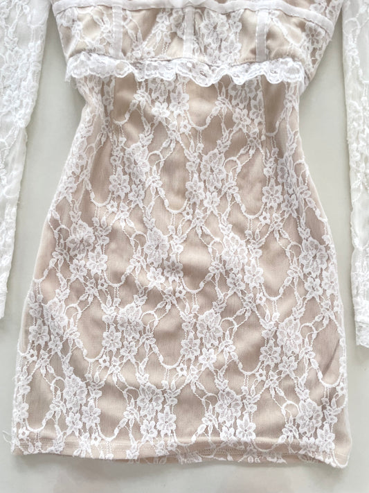 Mei Ying Lace Vintage Dress-Bust 32 to 34